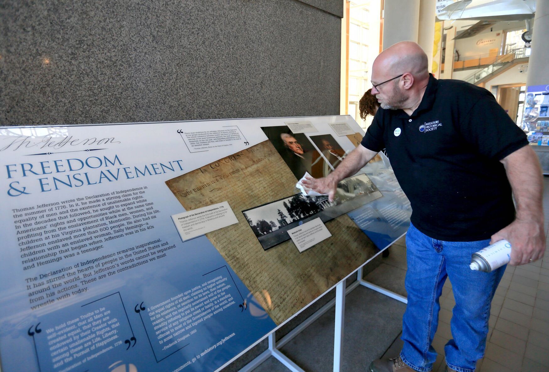 Interpretive panels installed next to statue of Thomas Jefferson at Missouri History Museum